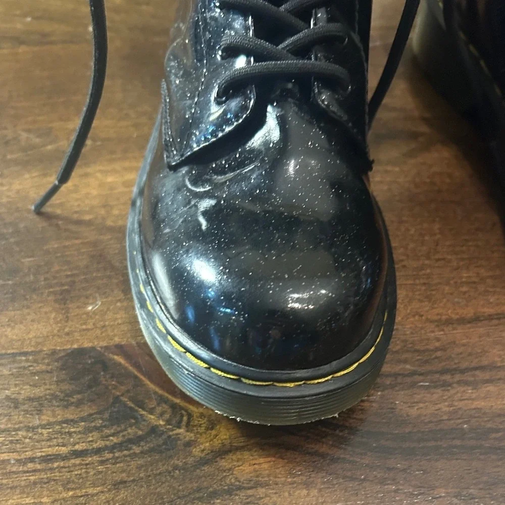 Dr Martens Kids Glitter Patent Boots‎ Black Lace Zip Youth Size 4